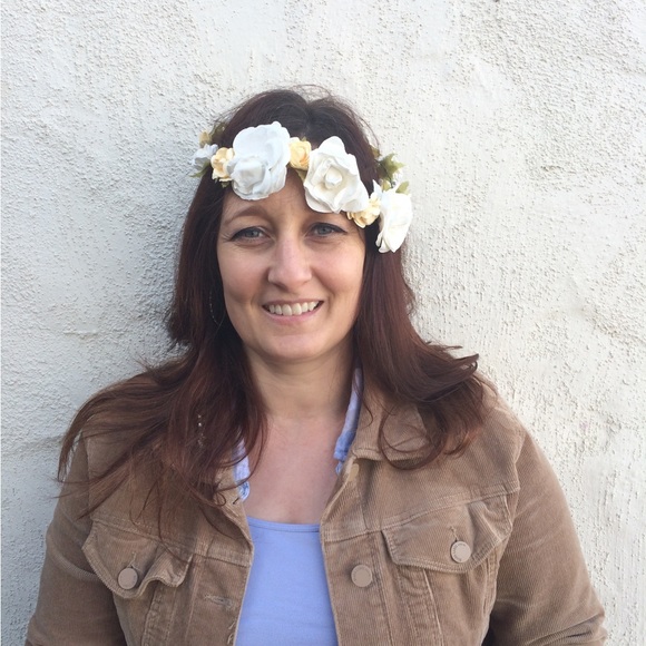 Meet your Posher, Jennifer - Picture 2 of 2